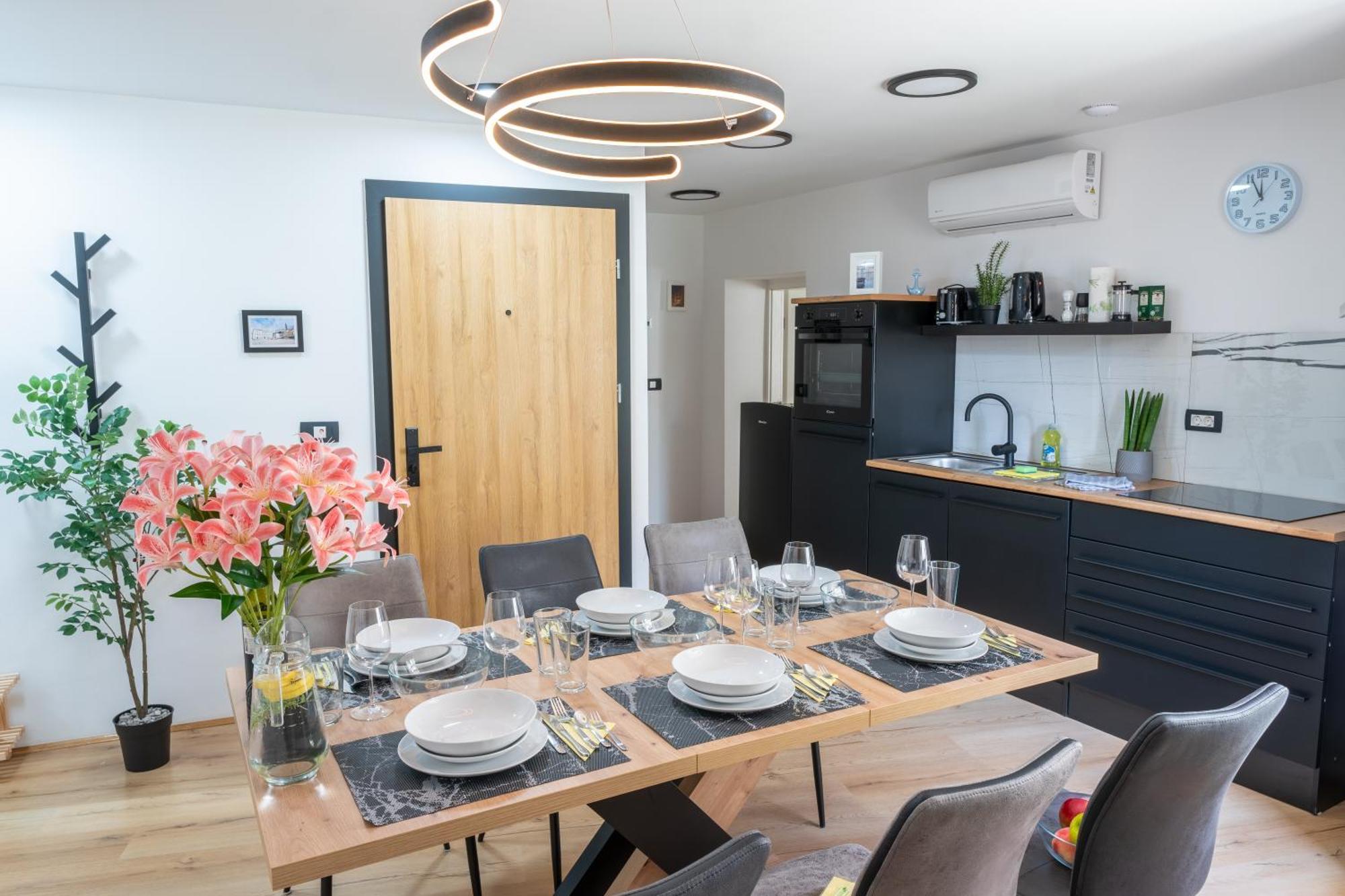 Sesto Apartment *